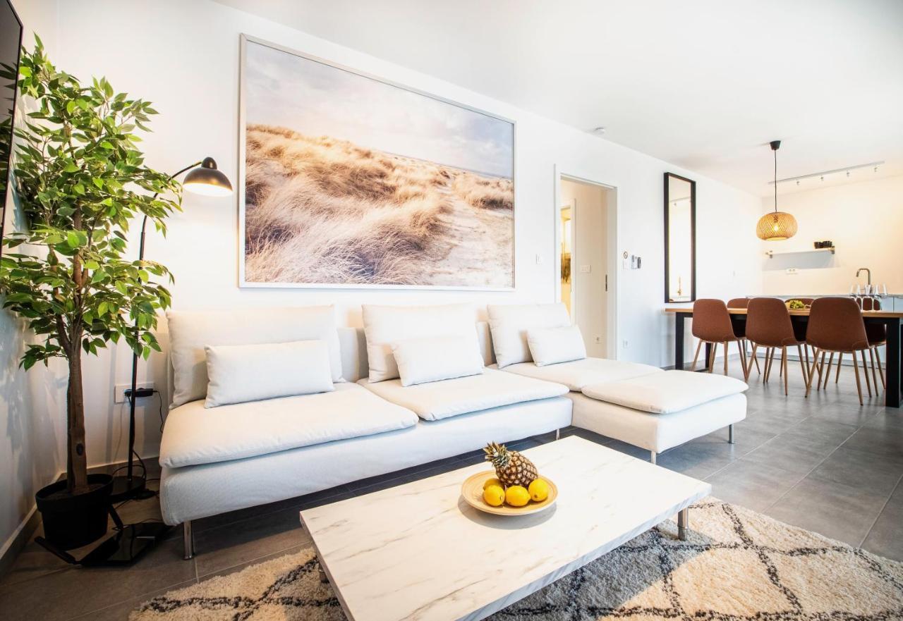 The Grande - Huge Terrace - Amazing Sea Views - Tastefully Furnished - Access To Rooftop Terrace And Gym - Hillside Apartments Rogoznica โรกอซนิซา ภายนอก รูปภาพ