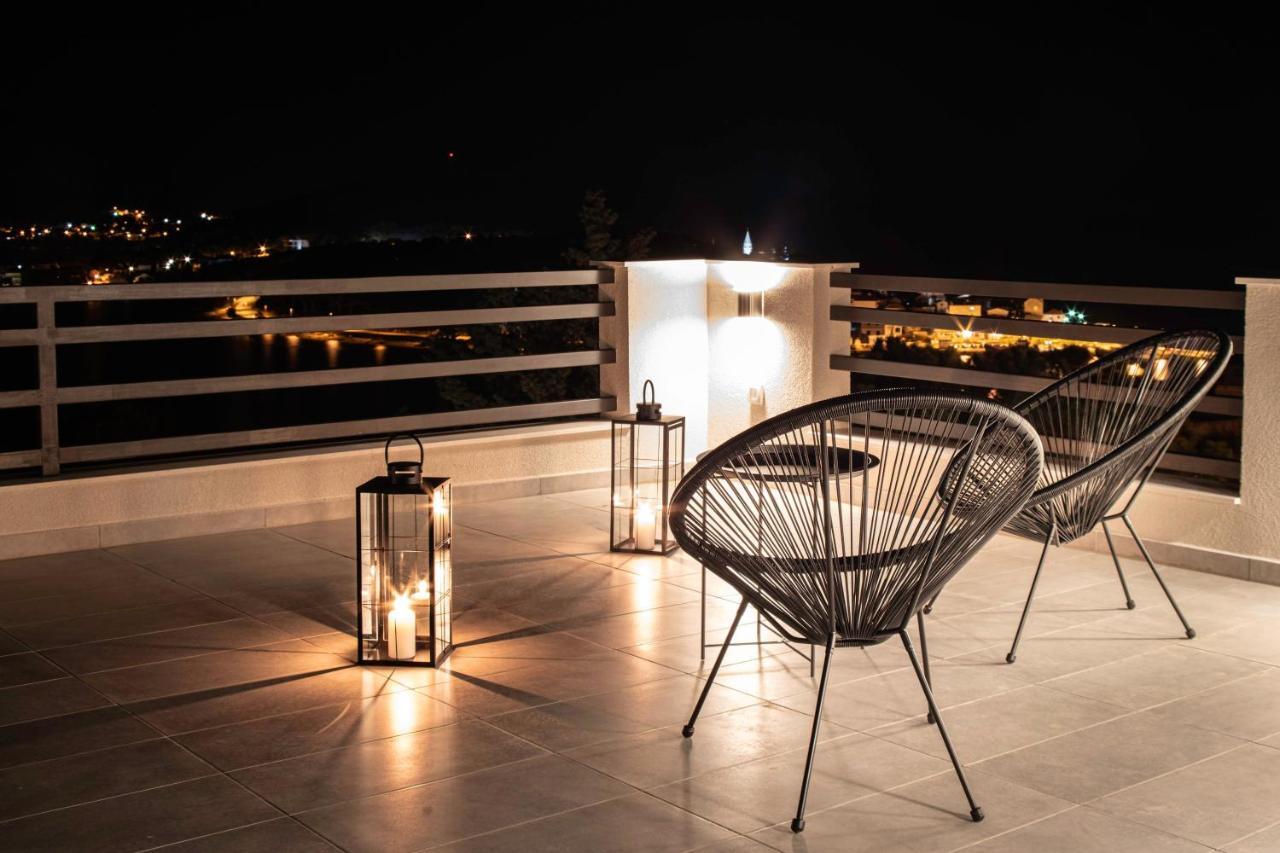 The Grande - Huge Terrace - Amazing Sea Views - Tastefully Furnished - Access To Rooftop Terrace And Gym - Hillside Apartments Rogoznica โรกอซนิซา ภายนอก รูปภาพ